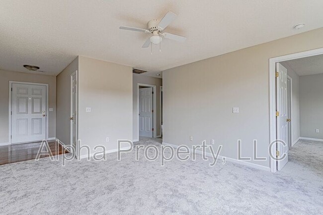4 Buzzell Ct
