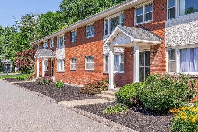 Photo - Sitterly Manor