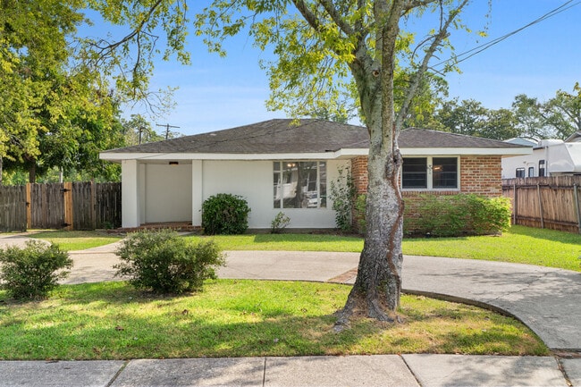 Photo - 9441 Sharla Dr House