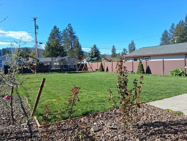 Photo - 506 E 14th Ave