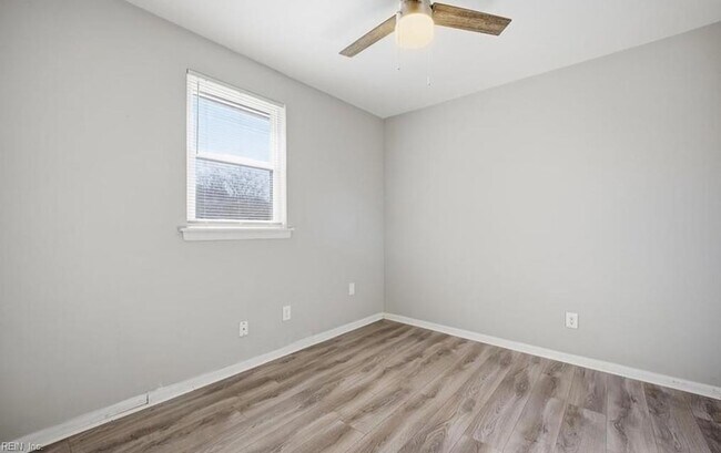 9626 10th View St