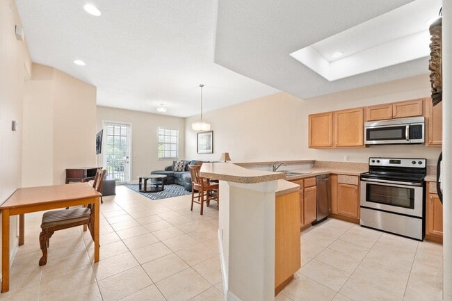 PROMENADE AT TRADITION - PROMENADE AT TRADITION Townhome
