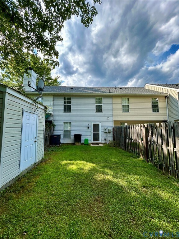 Photo - 3063 Montfort Loop