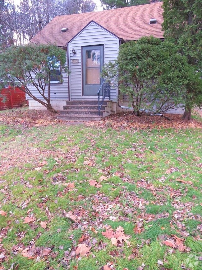 Building Photo - 3420 Blakeley Ave Rental