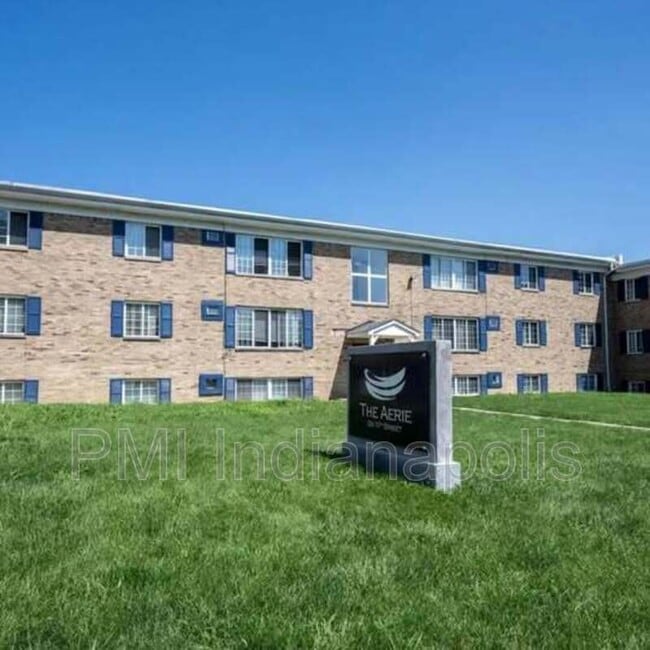 Building Photo - 6240 E 11th St Unit Apt 202