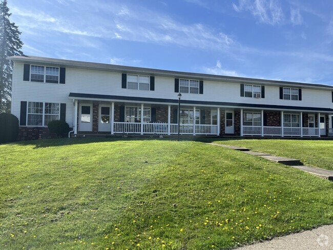 Building Photo - 1157 Yuma Cir NE Rental