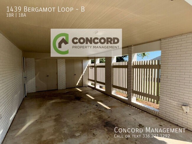 Photo - 1439 Bergamot Loop Unit B