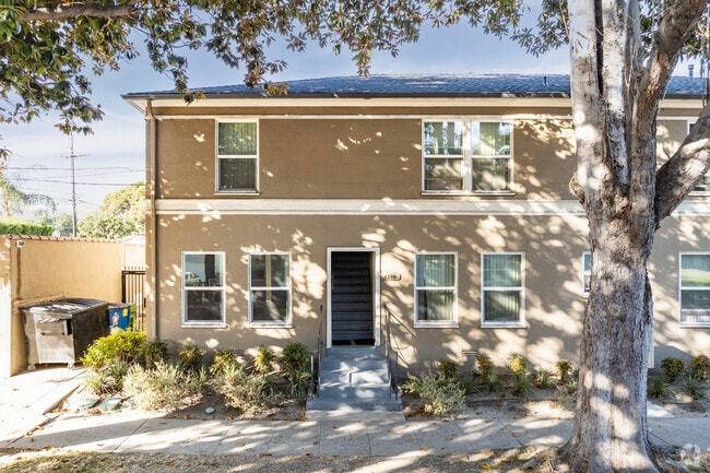 Building Exterior - Leimert Park