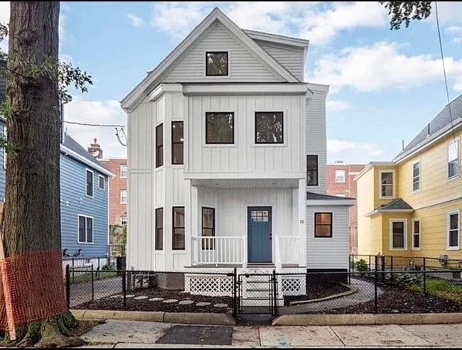 Photo - 10 Van Norden St Unidad #2 Rental
