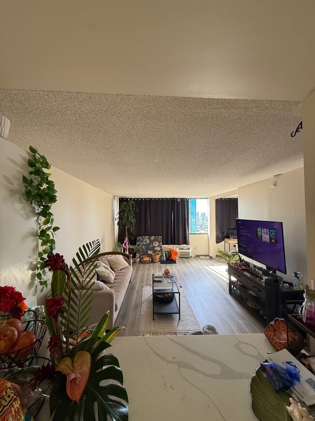 Photo - 1255 Nuuanu Ave Unidad 3211