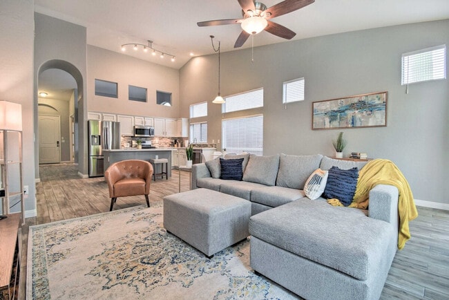 Building Photo - 3625 N Morning Dove Unit ID1386219P