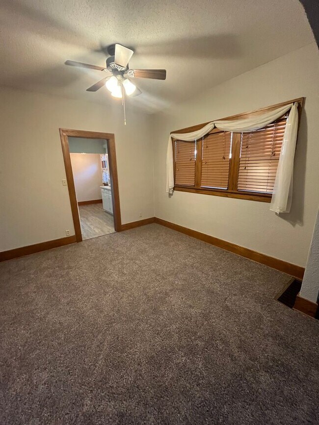 Photo - Home for Rent Unidad 1700 S 9th Ave