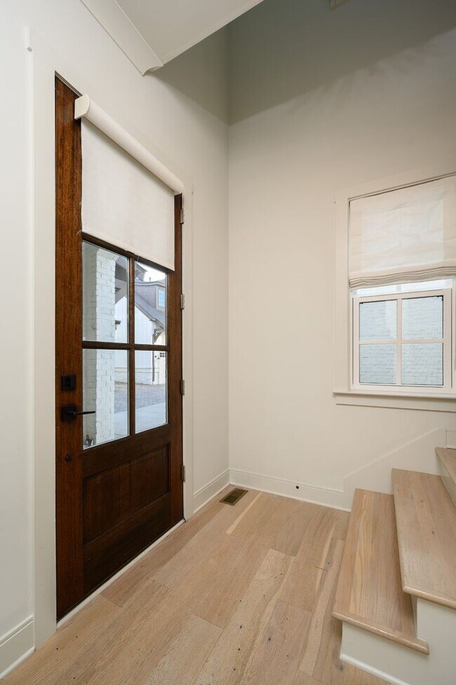 Photo - **LIKE-NEW, HIGH-END EXECUTIVE HOME WITH I...