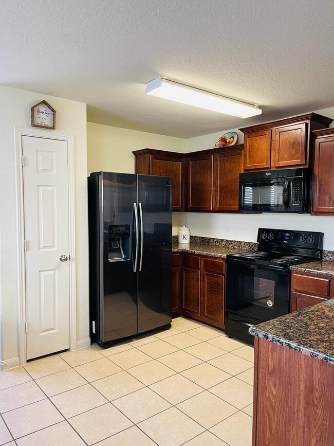 11415 Luckey Ledge