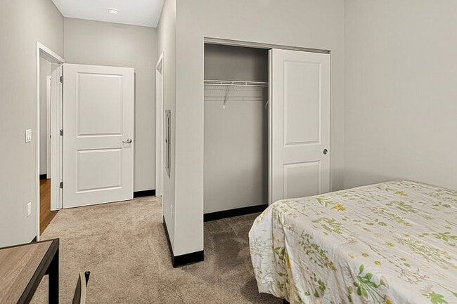 Bedroom with Closet and Private Bathroom