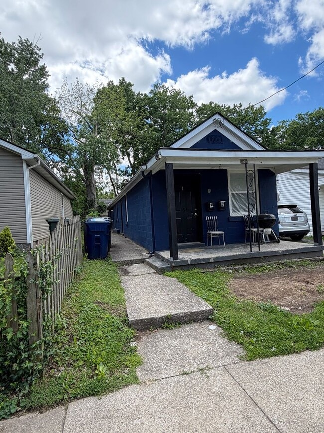 Building Photo - 1 Bedroom in Lexington! Unit 2