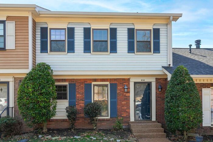 Beautiful 3 Bed Brentwood Townhome! - Beautiful 3 Bed Brentwood Townhome!