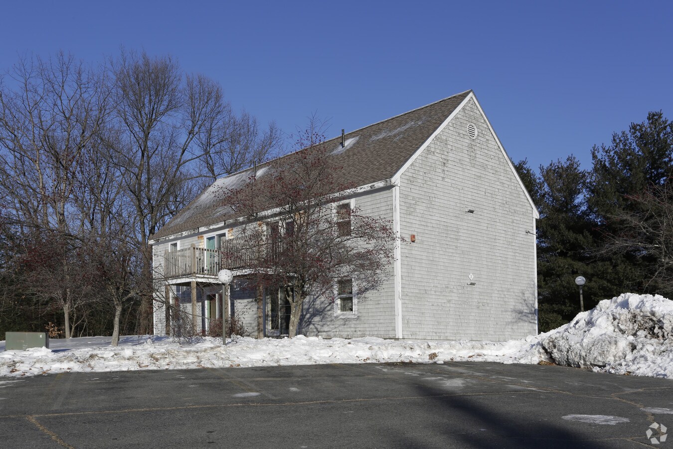 Meadow Creek Apartments - Meadow Creek Apartments