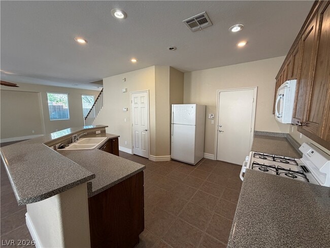 Photo - 6677 Keyesport Ct