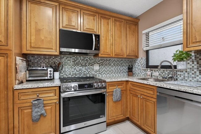 Photo - 4483 Carambola Cir S Unit 27320