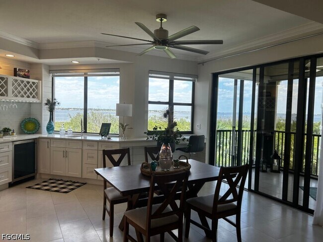 Photo - 11640 Court of Palms Unit 204