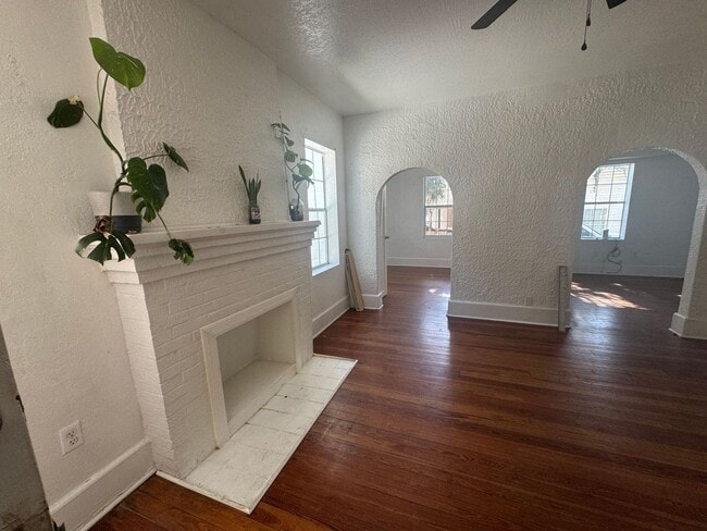 Photo - Old World Charm & Close to Downtown Unit 2