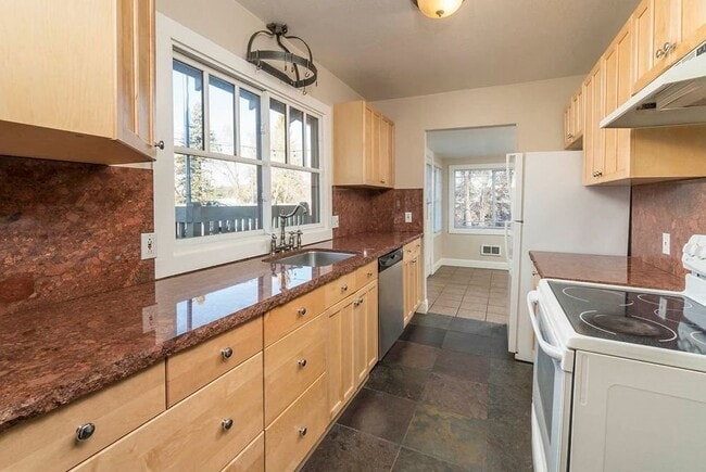 Photo - 358 NW Georgia Ave Unit #1