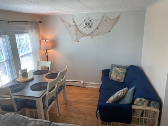 Photo - 5500 Calvert Ave