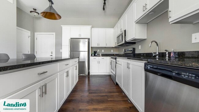 Photo - 41 E 9th Ave Unidad 3-200.1412114