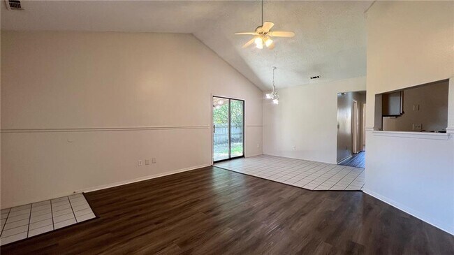 Photo - 10 Brookhaven Ct