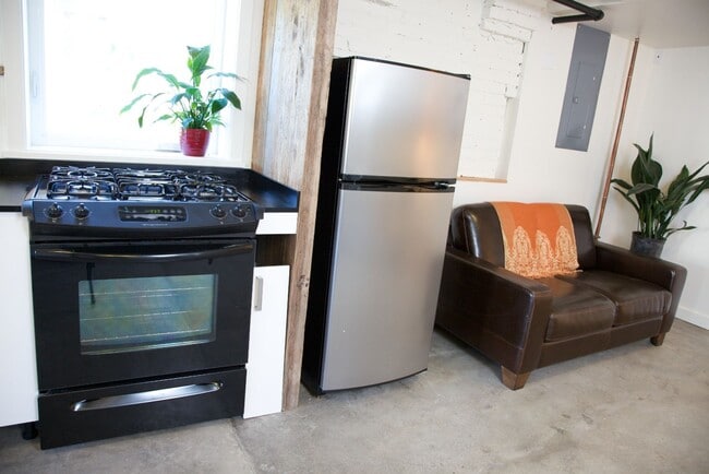 Photo - 1714 S Bayview St Unit B