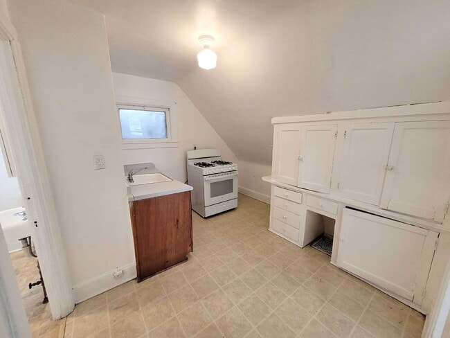 Photo - 604 9th St Unit UPPER