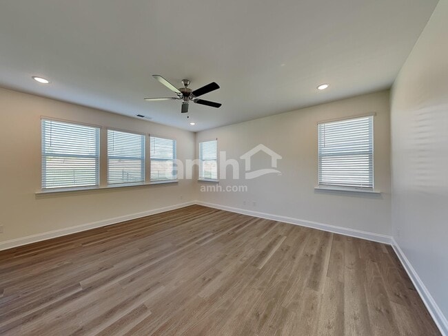 Photo - 3508 Lincoln Hts Ln