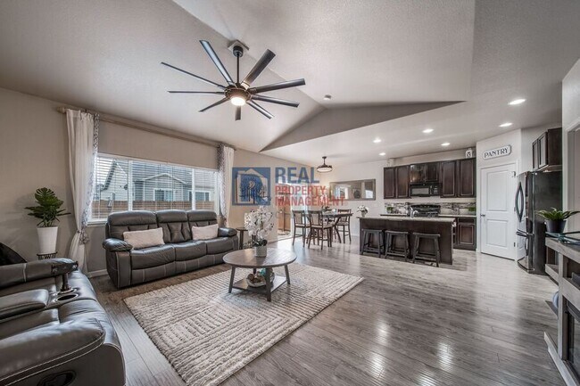 Photo - 1033 Traildust Dr