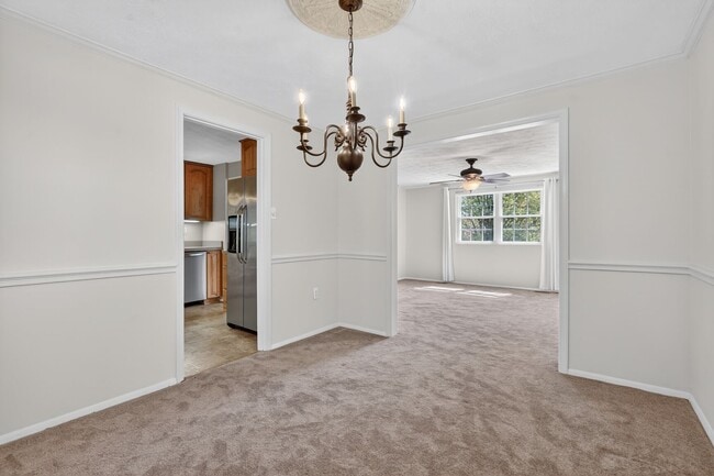 Photo - 2806 Logway Rd