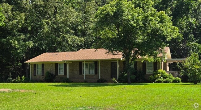 Building Photo - 117 Roman Cir Rental