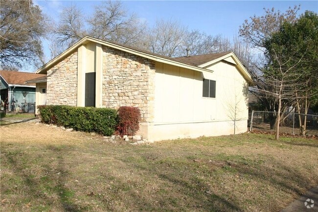 Building Photo - 6605 Bluestone St Rental