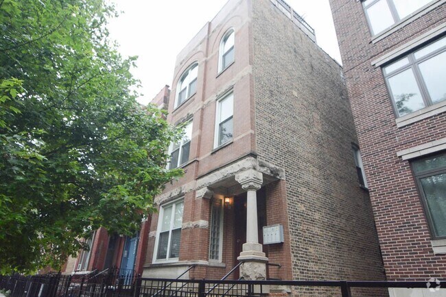 Building Photo - 2637 W Potomac Ave Unit 3 Rental