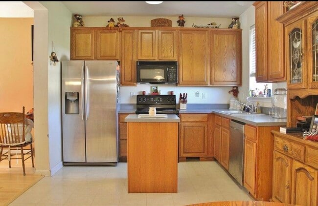 Photo - 3704 Armory Ln