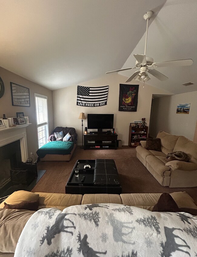 Photo - 146 Oak Meadows Dr