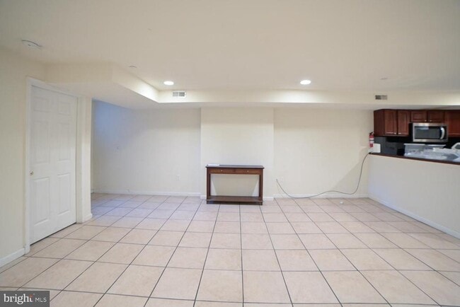Building Photo - 1836 N 16th St Unit 1