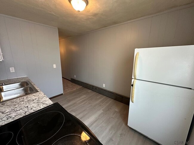 Photo - 1695 Solomon Run Rd