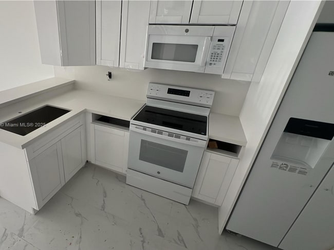 Photo - 1780 NE 191st St Unit 204-2