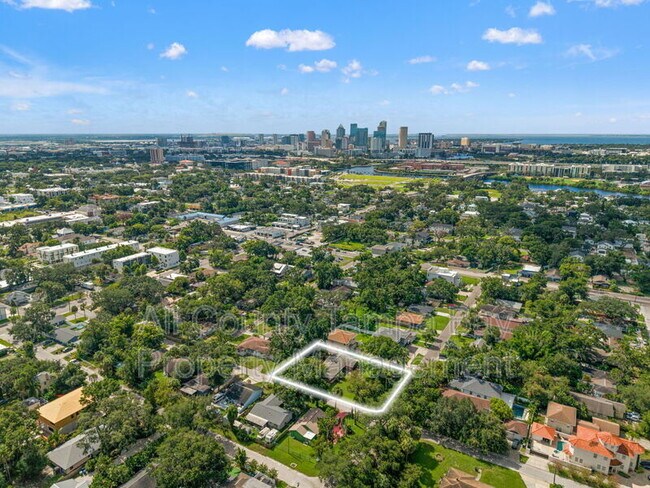 Photo - 2725 N Myrtle Ave