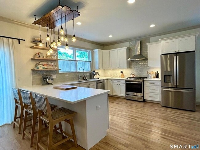 27 Terrace Pl