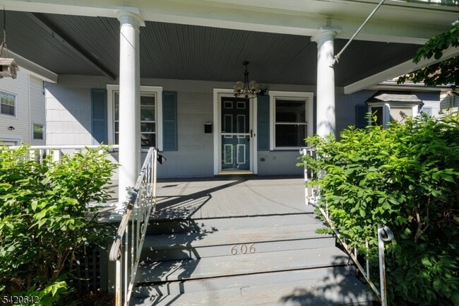 Photo - 606 N Washington Ave