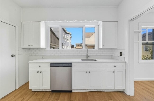 Photo - 21 Wolcott St Unit 21