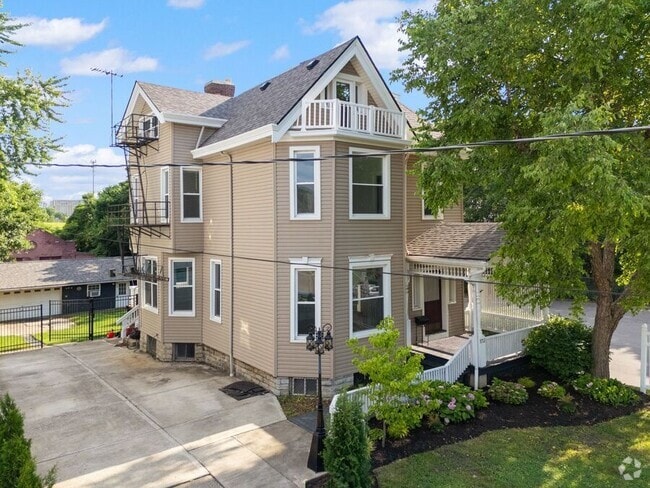 Building Photo - 1753 Williams Ave Rental