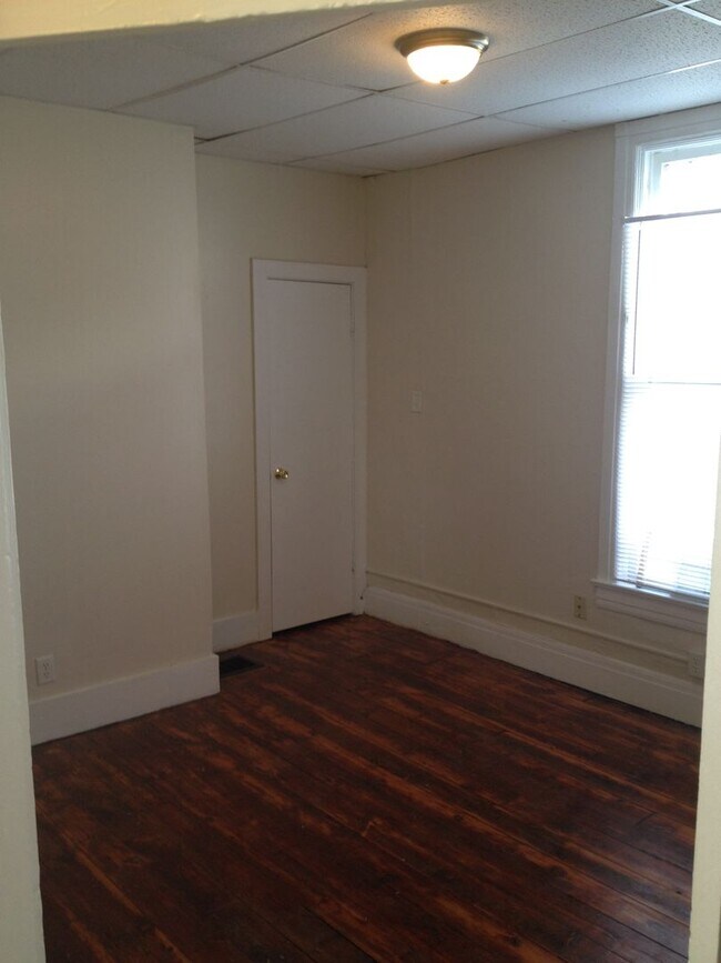 Photo - 912 N 10th St Unit #5