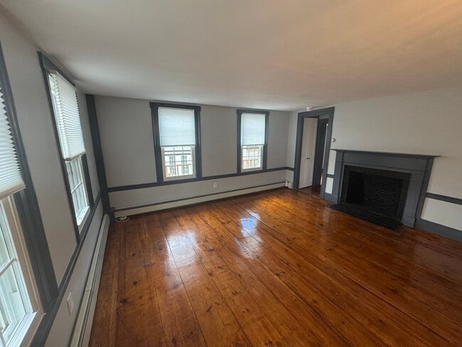 Photo - 329 Main St Unit 329